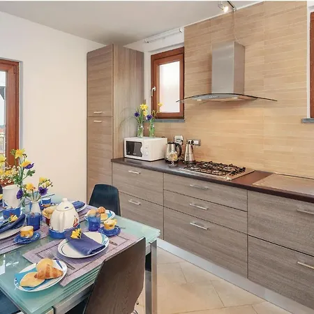 Beautiful In Pitelli -sp-